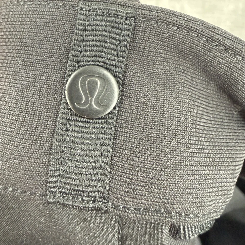 Lululemon Commission Golf Shorts Men 28 Black Stanford Logo